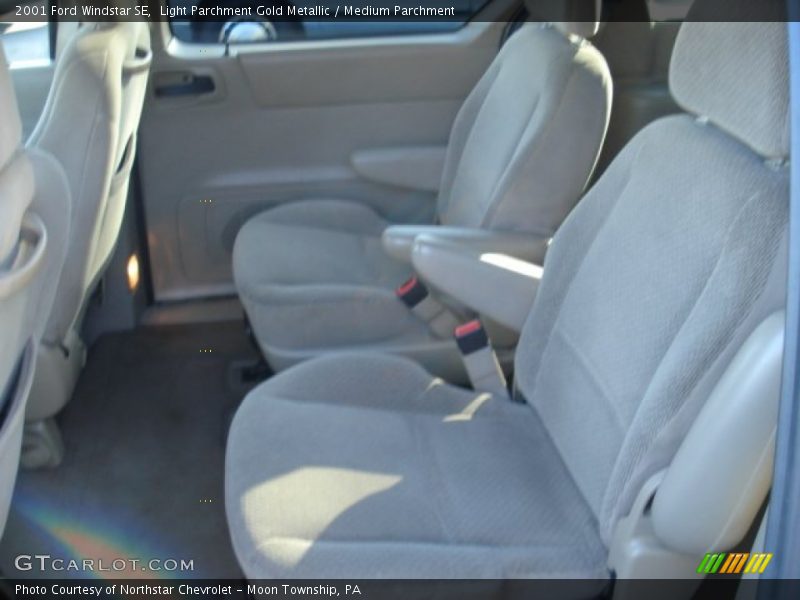 Light Parchment Gold Metallic / Medium Parchment 2001 Ford Windstar SE