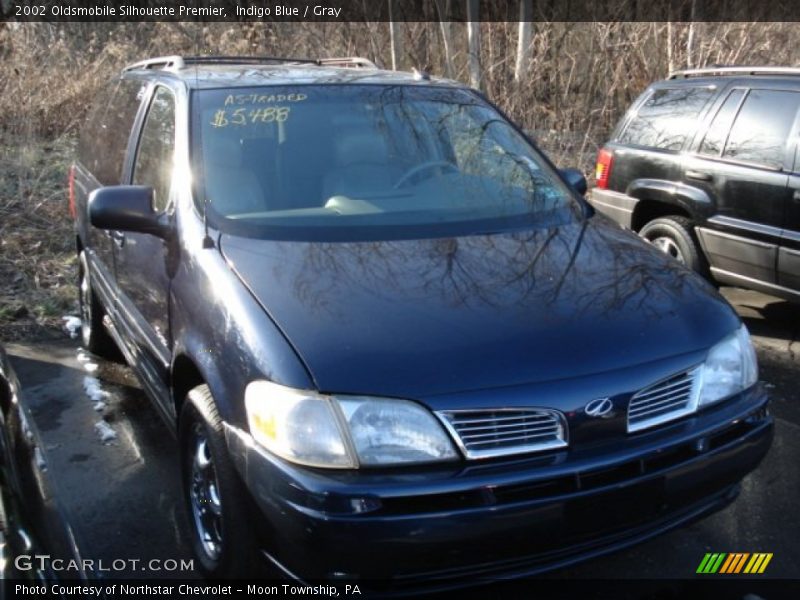 Indigo Blue / Gray 2002 Oldsmobile Silhouette Premier