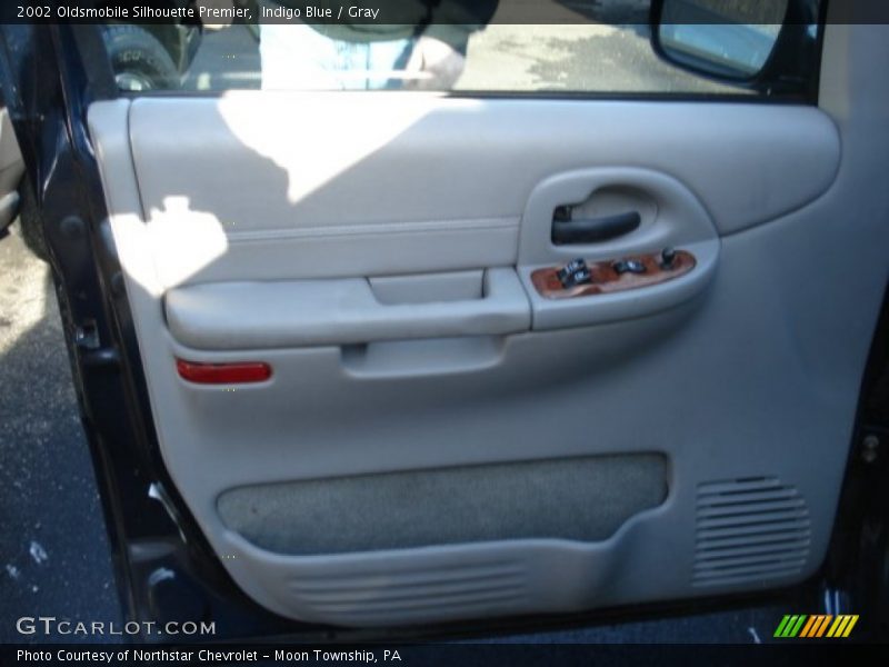 Indigo Blue / Gray 2002 Oldsmobile Silhouette Premier