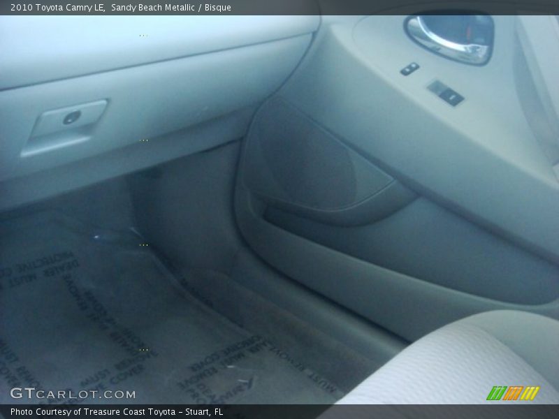 Sandy Beach Metallic / Bisque 2010 Toyota Camry LE