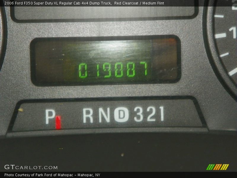 Red Clearcoat / Medium Flint 2006 Ford F350 Super Duty XL Regular Cab 4x4 Dump Truck