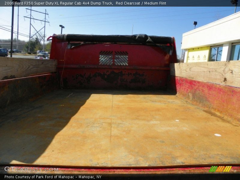Red Clearcoat / Medium Flint 2006 Ford F350 Super Duty XL Regular Cab 4x4 Dump Truck