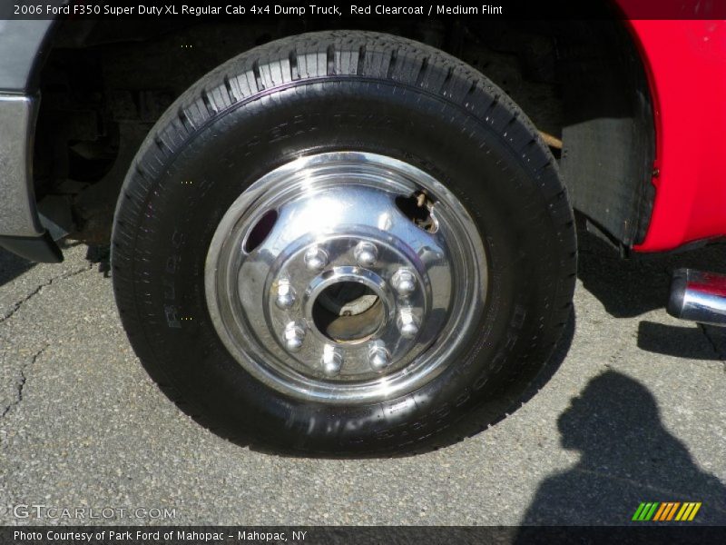 Red Clearcoat / Medium Flint 2006 Ford F350 Super Duty XL Regular Cab 4x4 Dump Truck