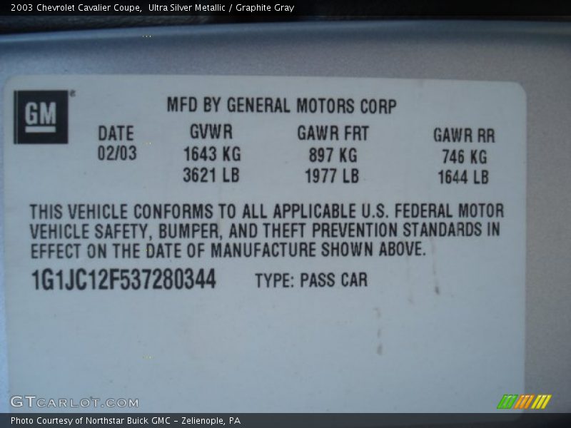 Ultra Silver Metallic / Graphite Gray 2003 Chevrolet Cavalier Coupe