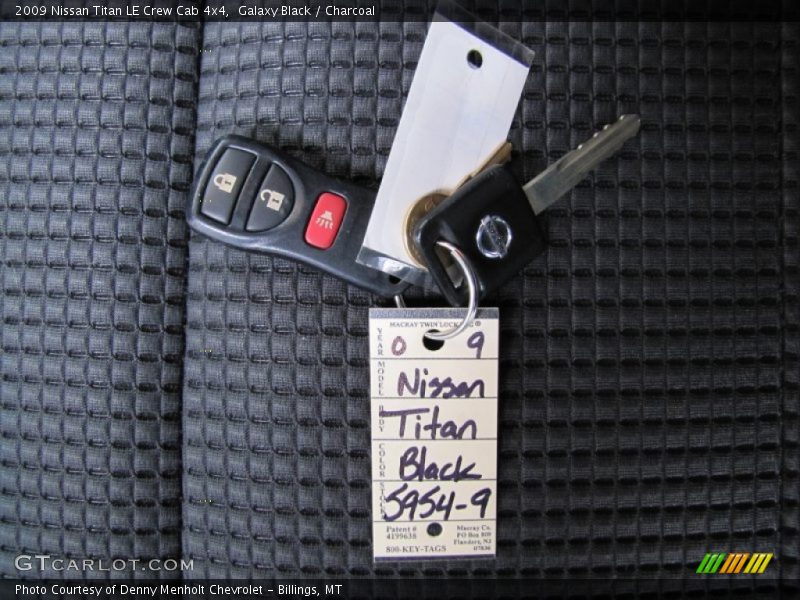 Galaxy Black / Charcoal 2009 Nissan Titan LE Crew Cab 4x4