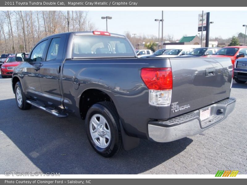 Magnetic Gray Metallic / Graphite Gray 2011 Toyota Tundra Double Cab