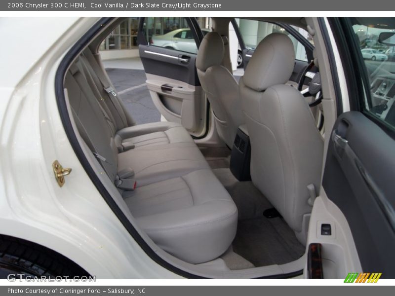 Cool Vanilla / Dark Slate Gray/Light Graystone 2006 Chrysler 300 C HEMI