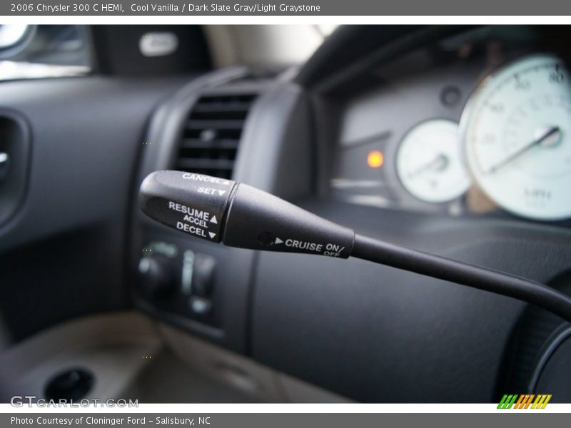 Cool Vanilla / Dark Slate Gray/Light Graystone 2006 Chrysler 300 C HEMI