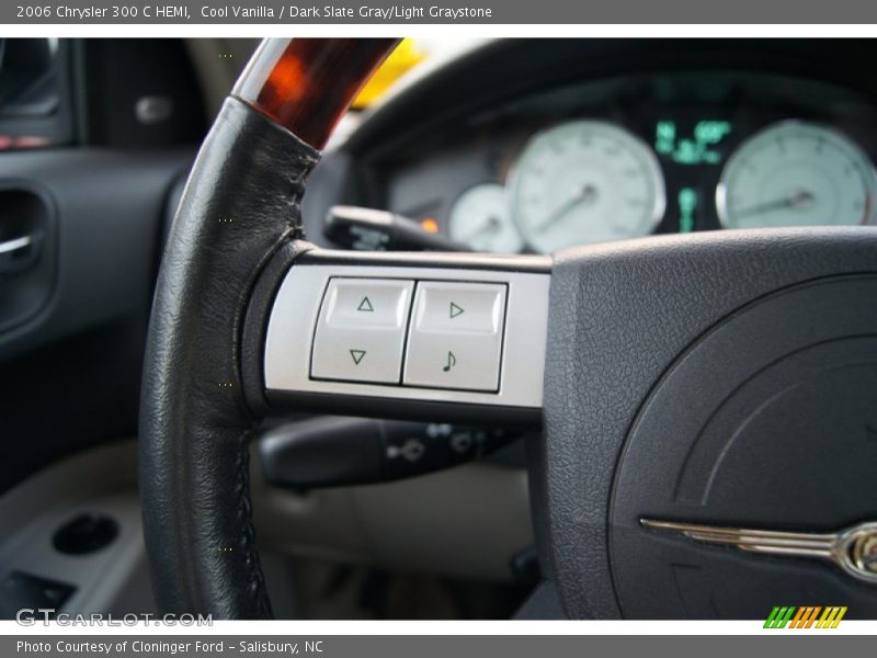 Cool Vanilla / Dark Slate Gray/Light Graystone 2006 Chrysler 300 C HEMI