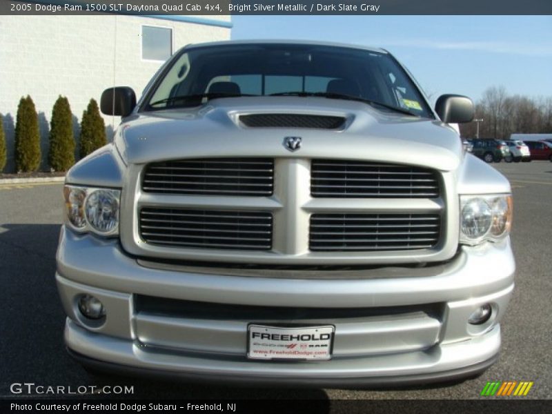 Bright Silver Metallic / Dark Slate Gray 2005 Dodge Ram 1500 SLT Daytona Quad Cab 4x4