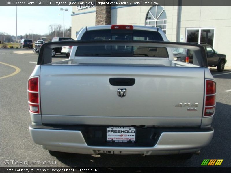 Bright Silver Metallic / Dark Slate Gray 2005 Dodge Ram 1500 SLT Daytona Quad Cab 4x4
