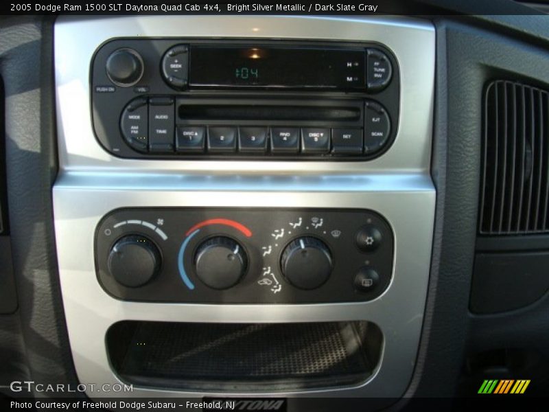 Controls of 2005 Ram 1500 SLT Daytona Quad Cab 4x4