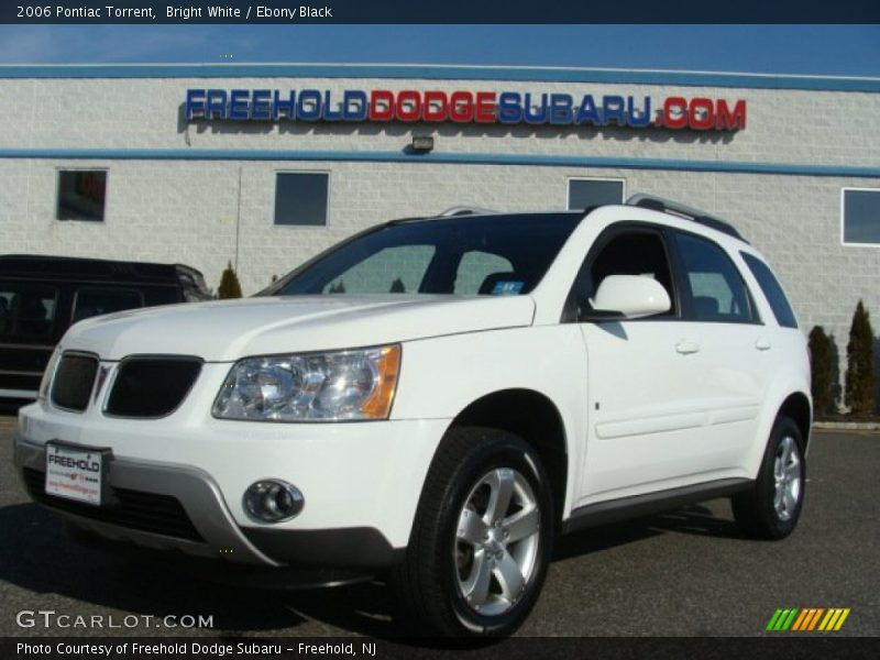 Bright White / Ebony Black 2006 Pontiac Torrent