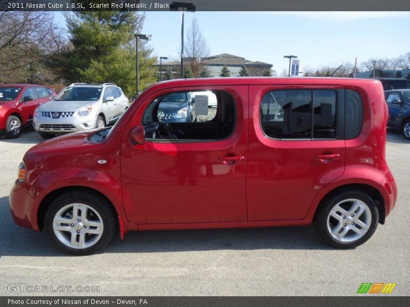 Scarlet Red Metallic / Black 2011 Nissan Cube 1.8 SL