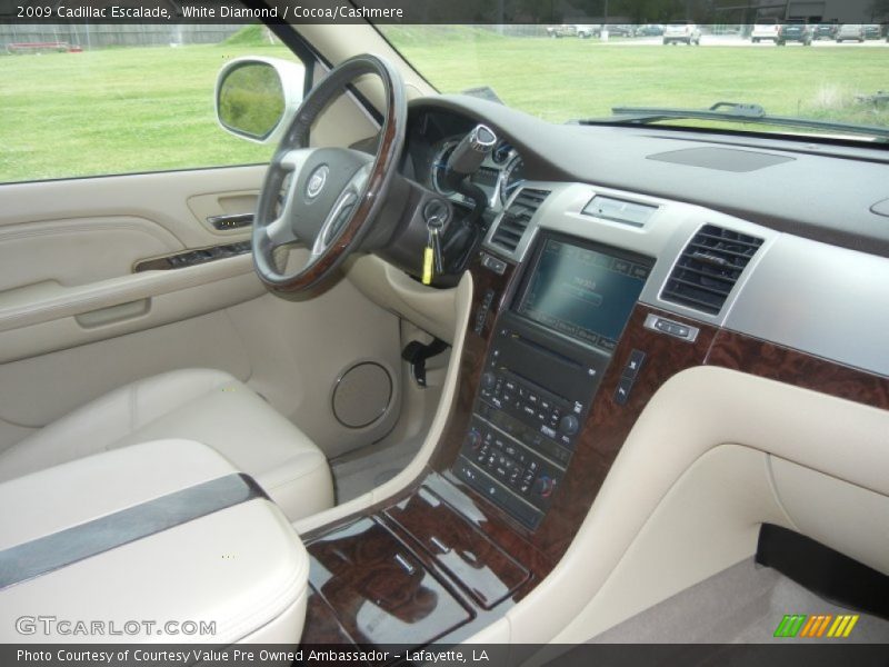 White Diamond / Cocoa/Cashmere 2009 Cadillac Escalade