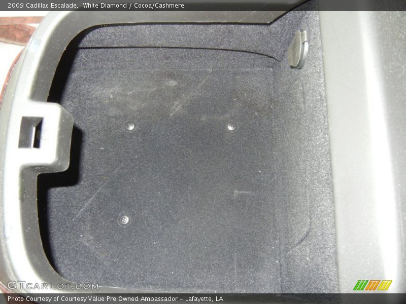 White Diamond / Cocoa/Cashmere 2009 Cadillac Escalade