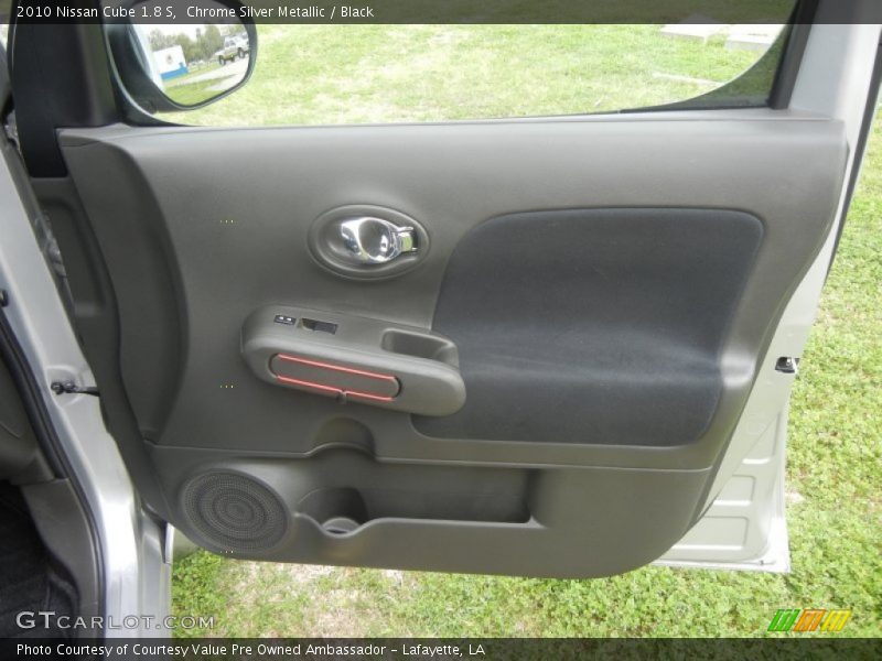 Chrome Silver Metallic / Black 2010 Nissan Cube 1.8 S