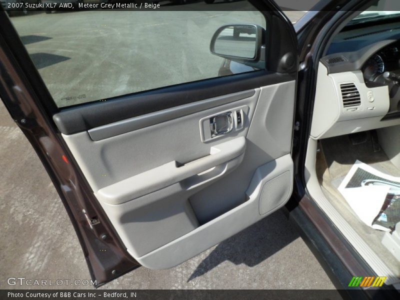 Meteor Grey Metallic / Beige 2007 Suzuki XL7 AWD