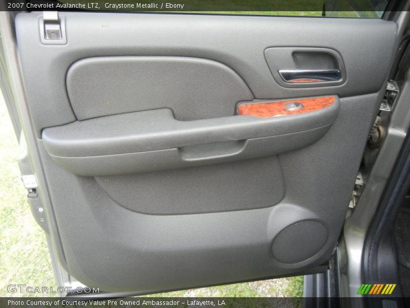 Graystone Metallic / Ebony 2007 Chevrolet Avalanche LTZ