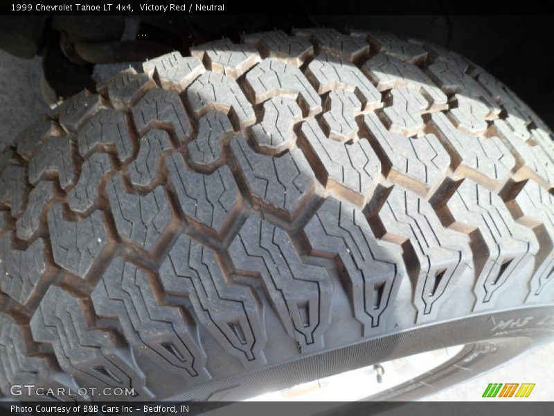 Victory Red / Neutral 1999 Chevrolet Tahoe LT 4x4