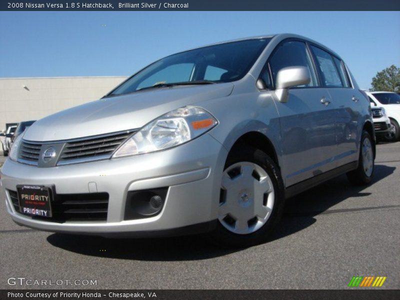 Brilliant Silver / Charcoal 2008 Nissan Versa 1.8 S Hatchback