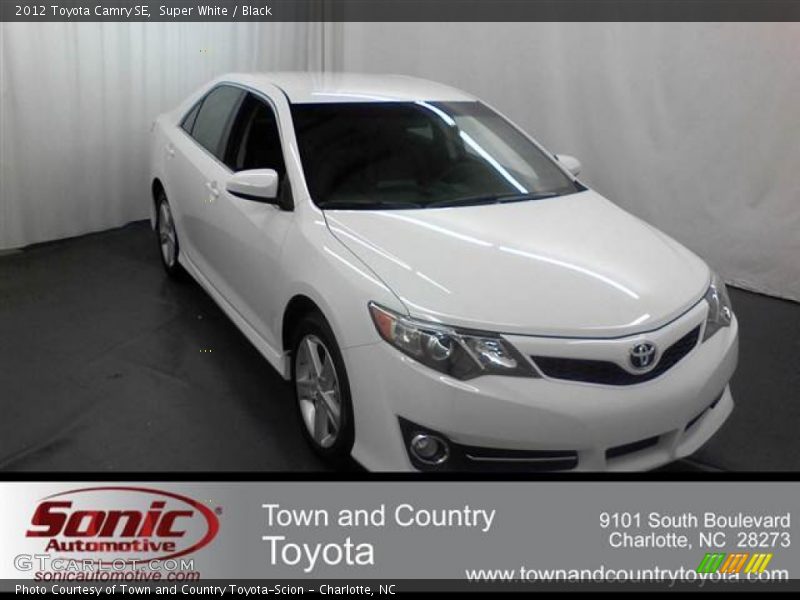 Super White / Black 2012 Toyota Camry SE