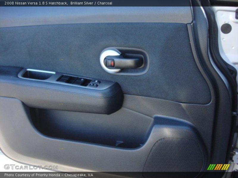 Brilliant Silver / Charcoal 2008 Nissan Versa 1.8 S Hatchback