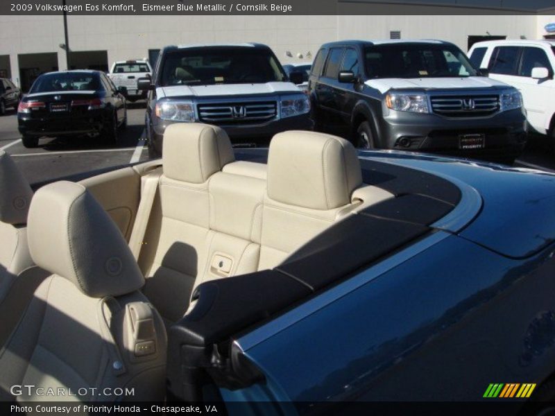 Eismeer Blue Metallic / Cornsilk Beige 2009 Volkswagen Eos Komfort