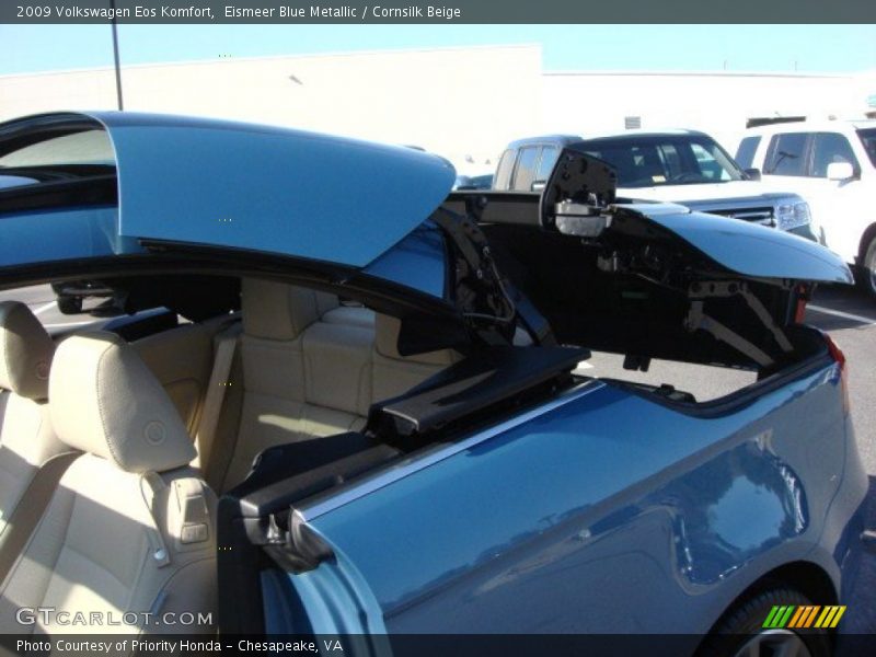 Eismeer Blue Metallic / Cornsilk Beige 2009 Volkswagen Eos Komfort