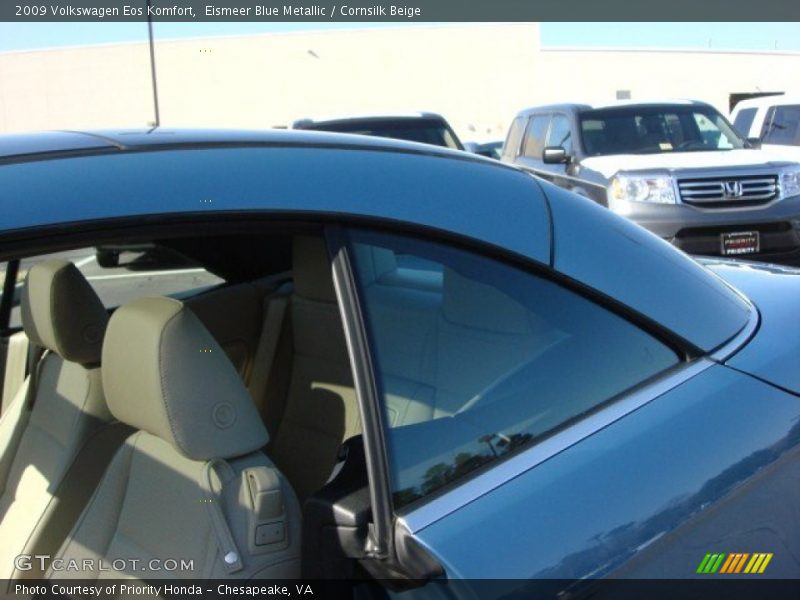 Eismeer Blue Metallic / Cornsilk Beige 2009 Volkswagen Eos Komfort
