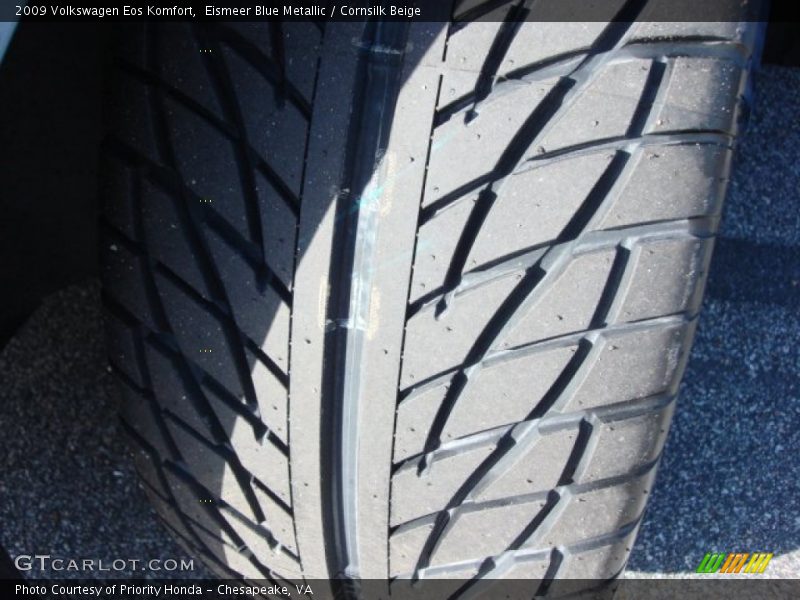 Eismeer Blue Metallic / Cornsilk Beige 2009 Volkswagen Eos Komfort