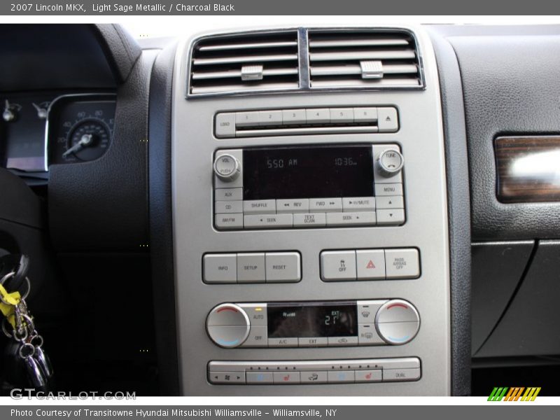 Light Sage Metallic / Charcoal Black 2007 Lincoln MKX