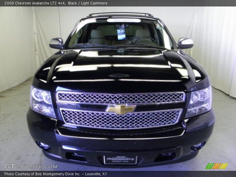 Black / Light Cashmere 2009 Chevrolet Avalanche LTZ 4x4