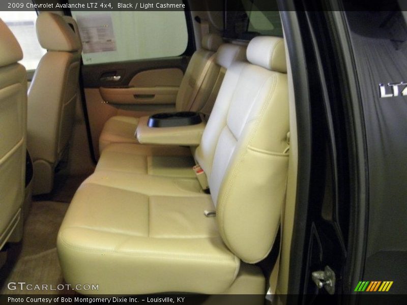 Black / Light Cashmere 2009 Chevrolet Avalanche LTZ 4x4