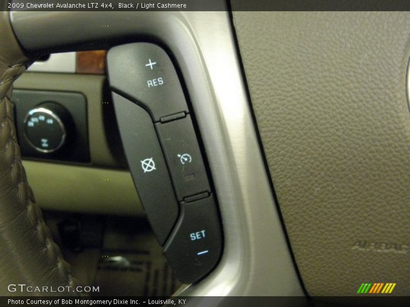 Black / Light Cashmere 2009 Chevrolet Avalanche LTZ 4x4