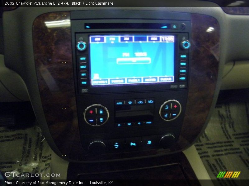 Black / Light Cashmere 2009 Chevrolet Avalanche LTZ 4x4