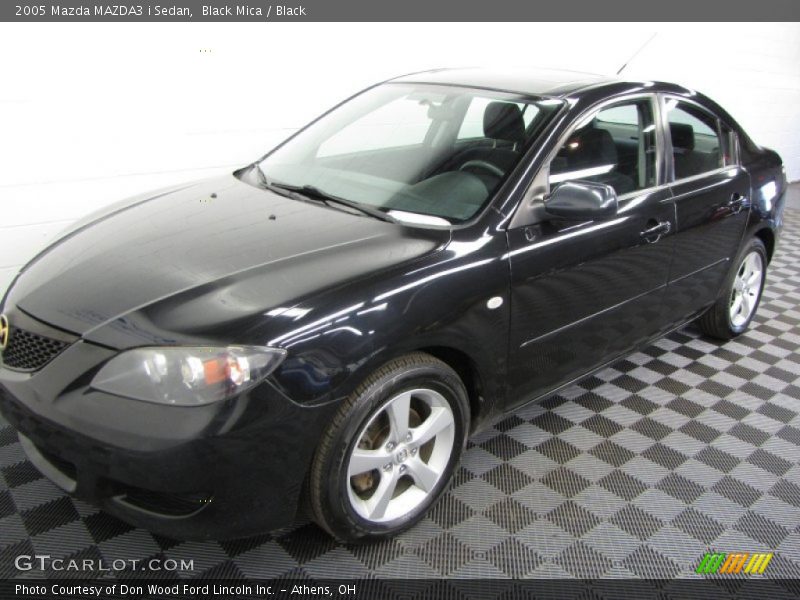 Black Mica / Black 2005 Mazda MAZDA3 i Sedan