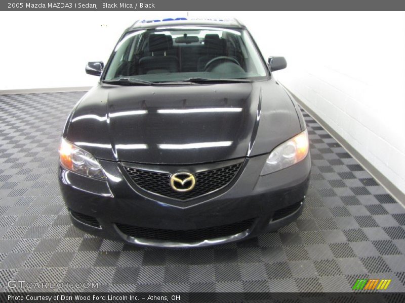 Black Mica / Black 2005 Mazda MAZDA3 i Sedan