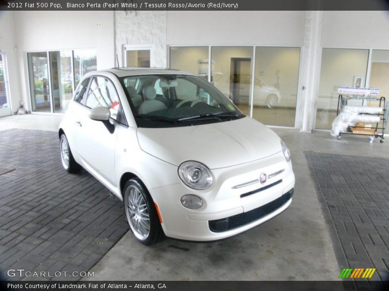 Bianco Perla (Pearl White) / Tessuto Rosso/Avorio (Red/Ivory) 2012 Fiat 500 Pop