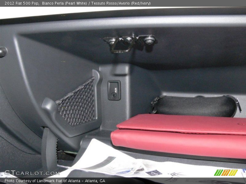 Bianco Perla (Pearl White) / Tessuto Rosso/Avorio (Red/Ivory) 2012 Fiat 500 Pop