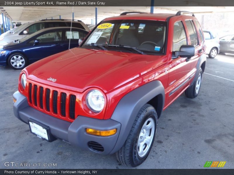 Front 3/4 View of 2004 Liberty Sport 4x4