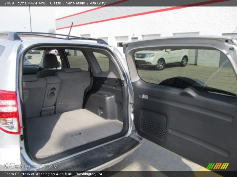 Classic Silver Metallic / Ash Gray 2009 Toyota RAV4 4WD
