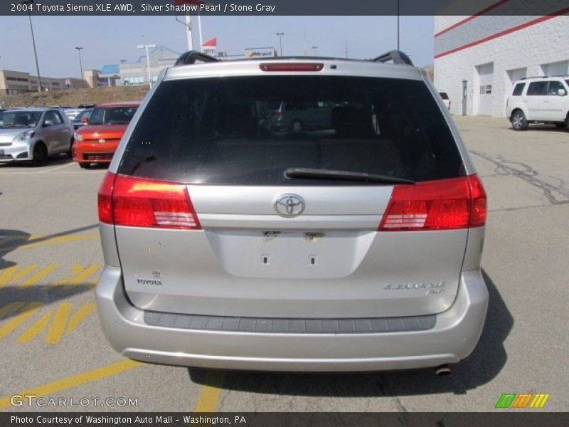 Silver Shadow Pearl / Stone Gray 2004 Toyota Sienna XLE AWD
