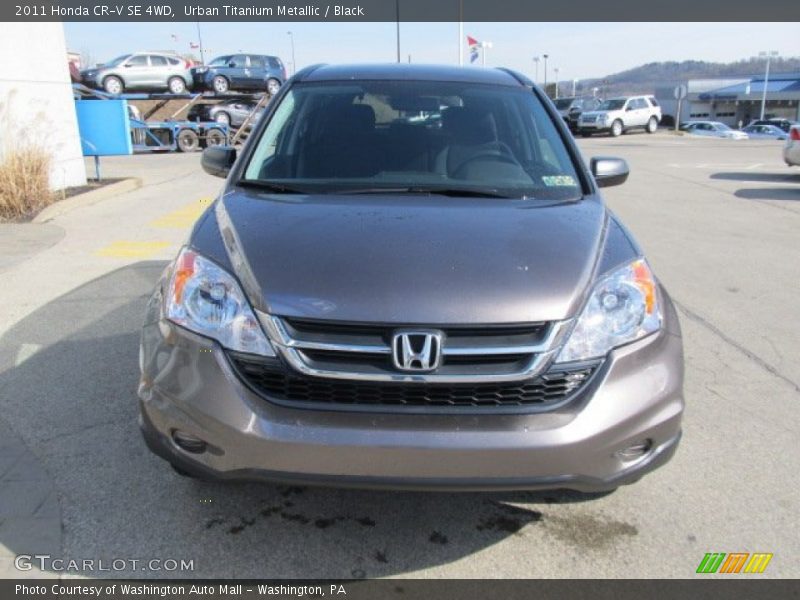Urban Titanium Metallic / Black 2011 Honda CR-V SE 4WD
