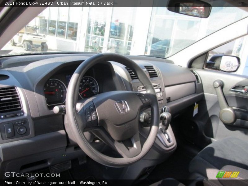 Urban Titanium Metallic / Black 2011 Honda CR-V SE 4WD