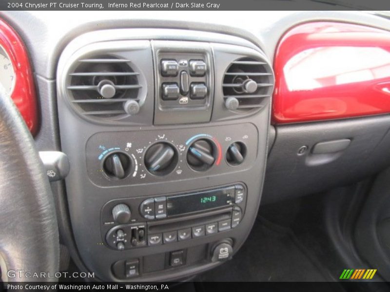 Controls of 2004 PT Cruiser Touring