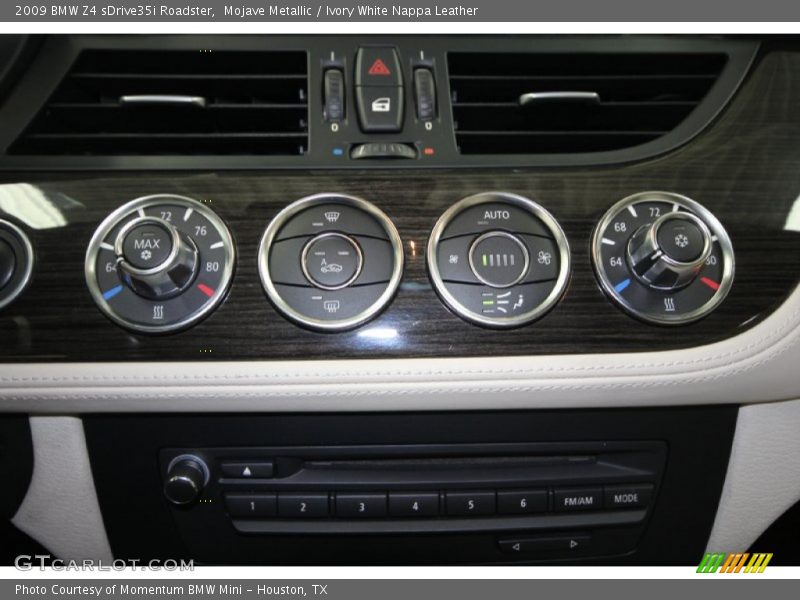 Controls of 2009 Z4 sDrive35i Roadster