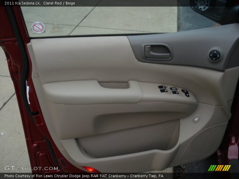 Claret Red / Beige 2011 Kia Sedona LX