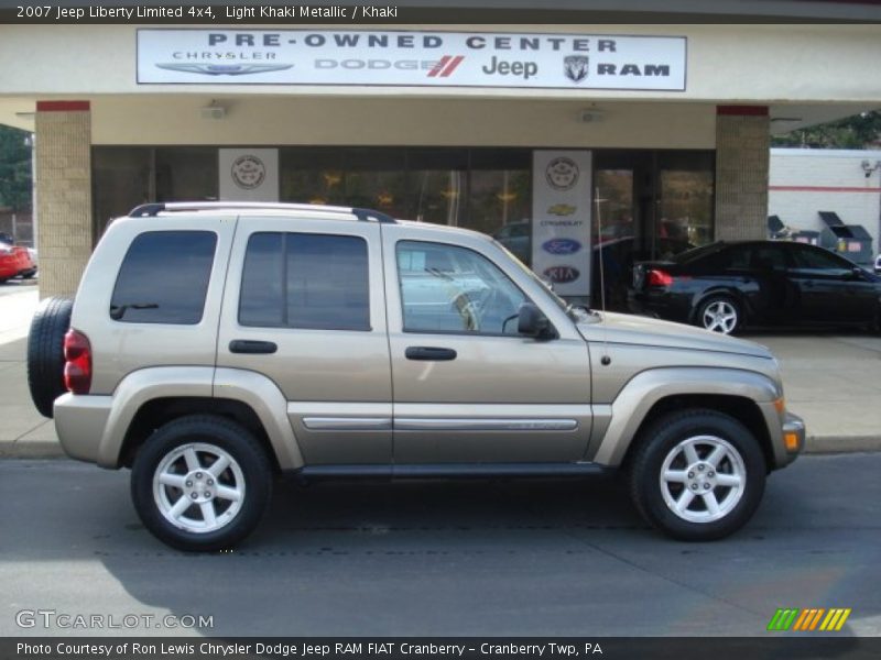 Light Khaki Metallic / Khaki 2007 Jeep Liberty Limited 4x4