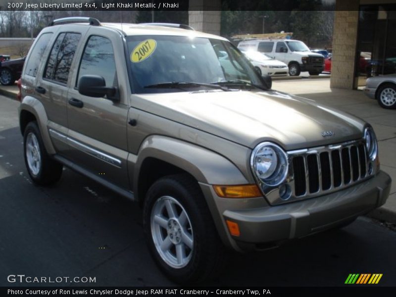 Light Khaki Metallic / Khaki 2007 Jeep Liberty Limited 4x4